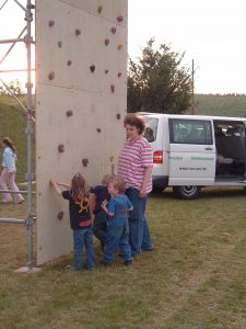 Naurath/Wald-Hochwald-Spielplatzeinweihung 2005-Kinder