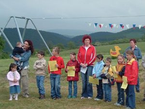 Naurath/Wald-Hochwald-Spielplatzeinweihung 2005-Kinder